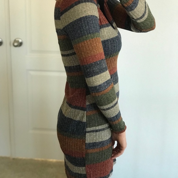 Striped Long Sleeve Tunic Dress - Picture 4 of 8